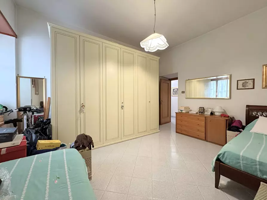 Immagine 15 di Appartamento in vendita  in Via Tracia a Roma