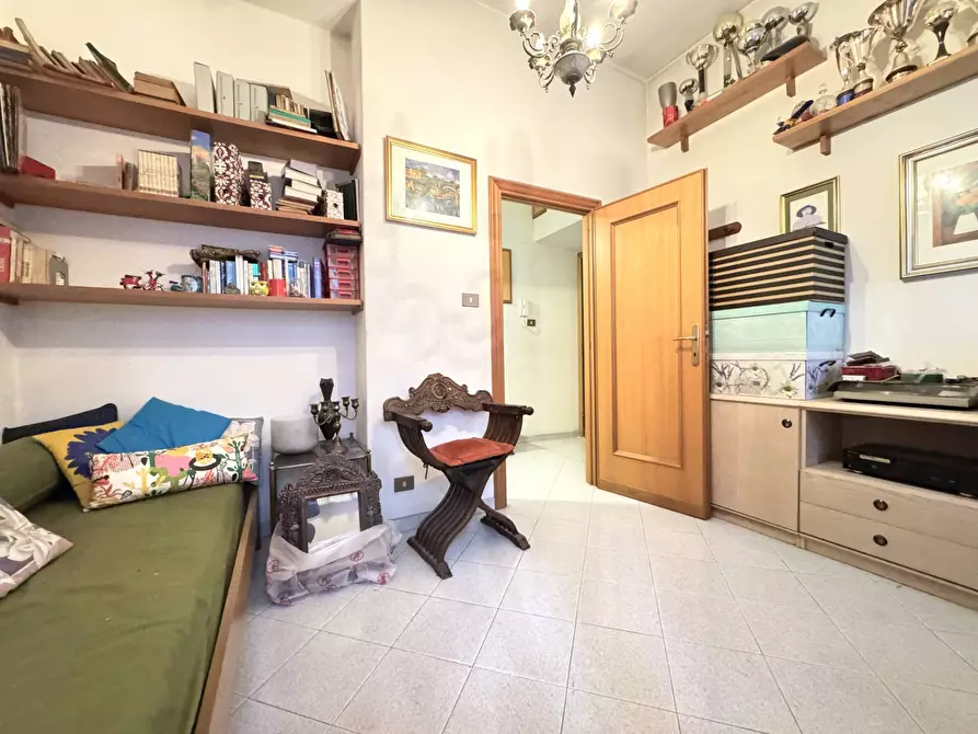 Immagine 19 di Appartamento in vendita  in Via Tracia a Roma