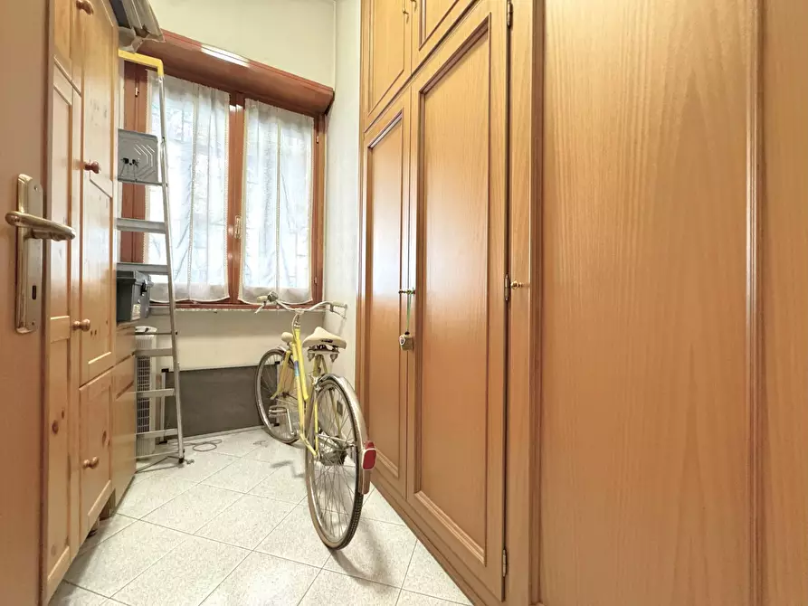 Immagine 29 di Appartamento in vendita  in Via Tracia a Roma