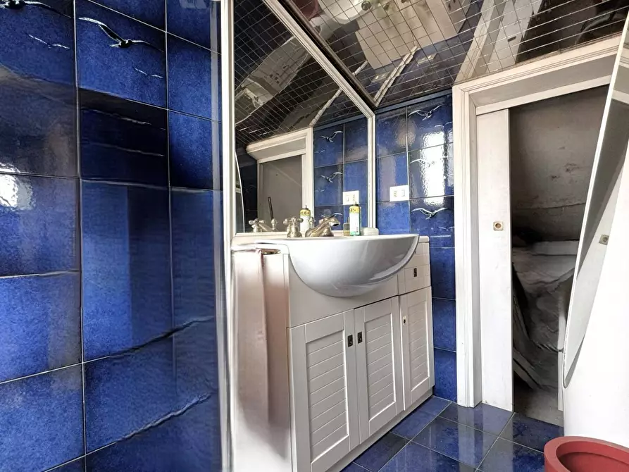 Immagine 38 di Appartamento in vendita  in Cilicia a Roma