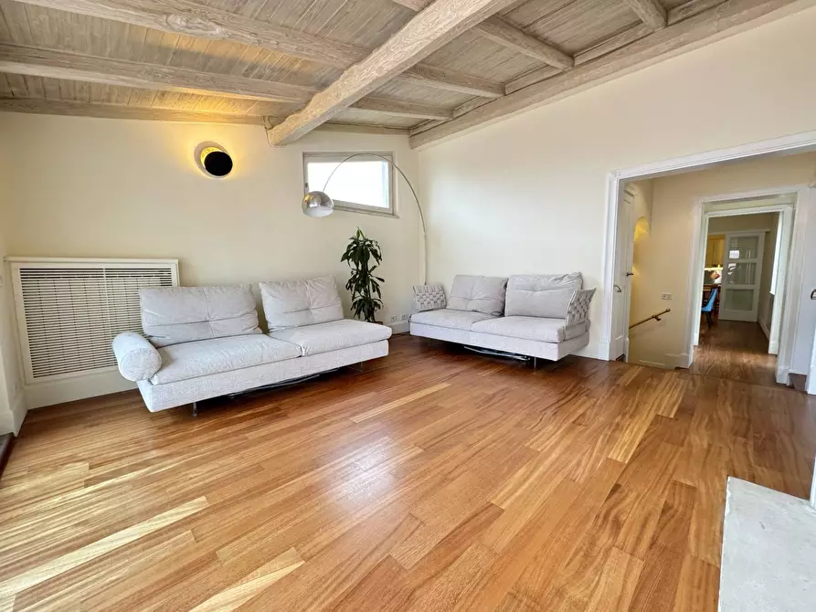 Immagine 34 di Attico in vendita  in Bobbio a Roma