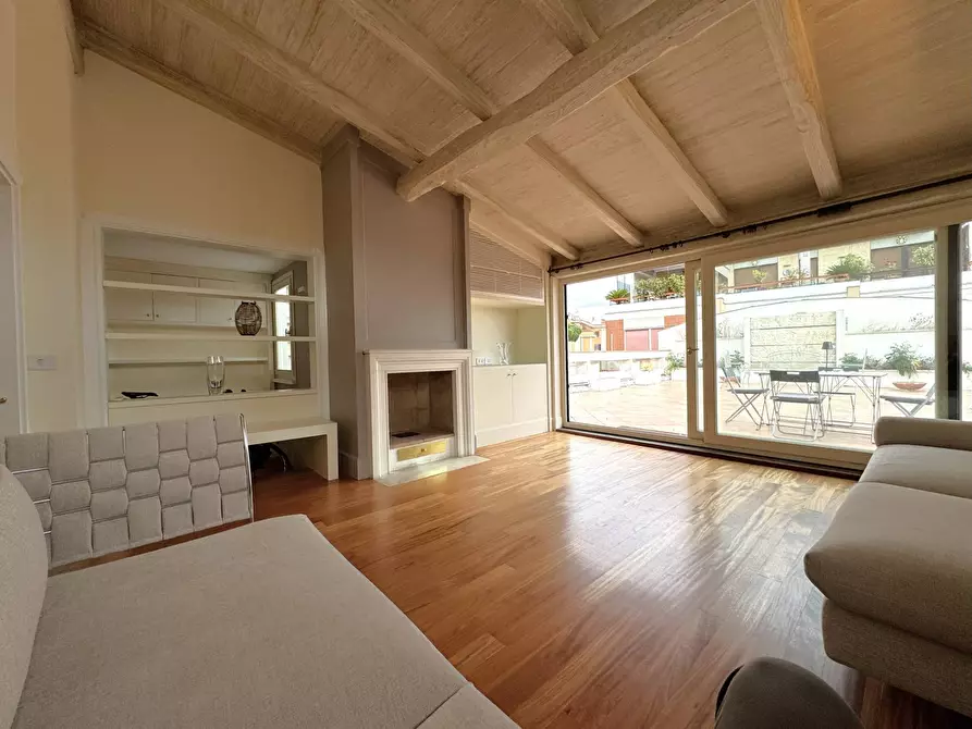 Immagine 37 di Attico in vendita  in Bobbio a Roma