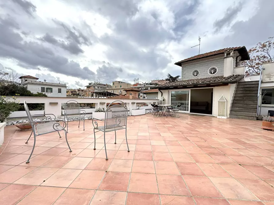 Immagine 41 di Attico in vendita  in Bobbio a Roma