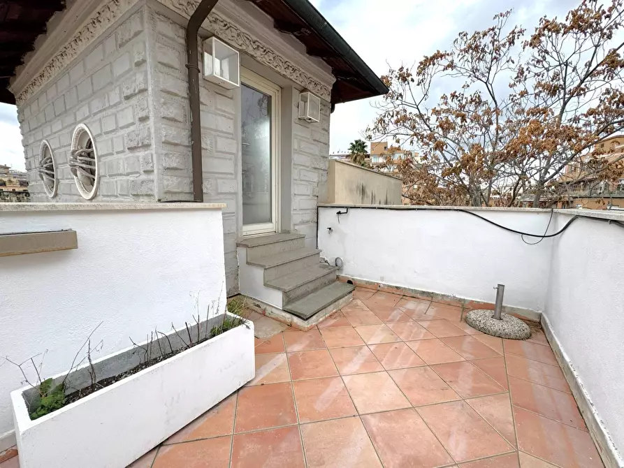 Immagine 46 di Attico in vendita  in Bobbio a Roma