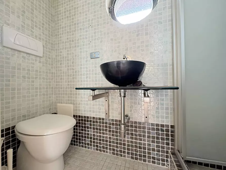 Immagine 51 di Attico in vendita  in Bobbio a Roma