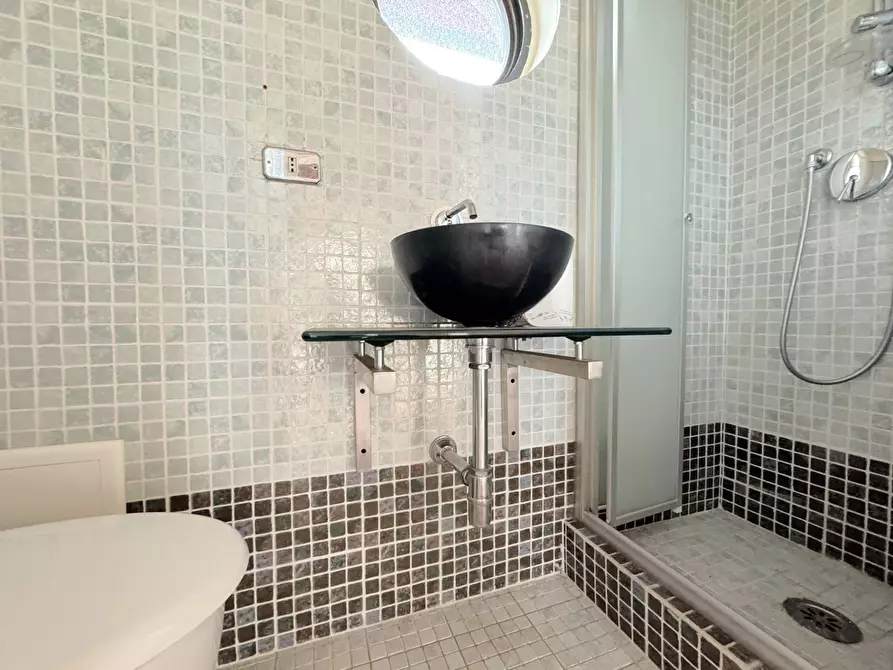 Immagine 52 di Attico in vendita  in Bobbio a Roma