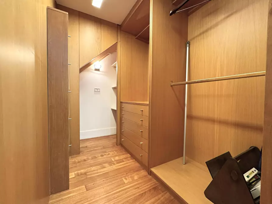 Immagine 71 di Attico in vendita  in Bobbio a Roma