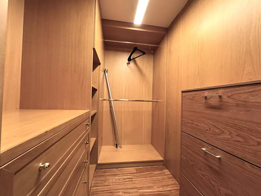 Immagine 72 di Attico in vendita  in Bobbio a Roma