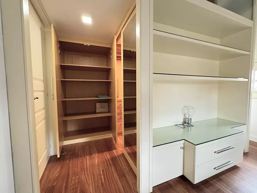 Immagine 75 di Attico in vendita  in Bobbio a Roma