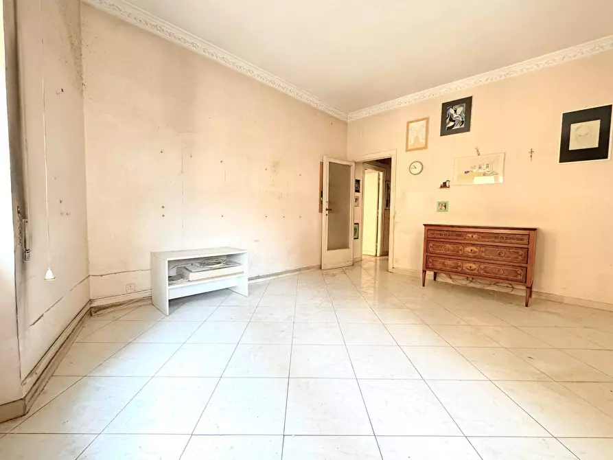 Immagine 8 di Appartamento in vendita  in Via Gallia 10 a Roma
