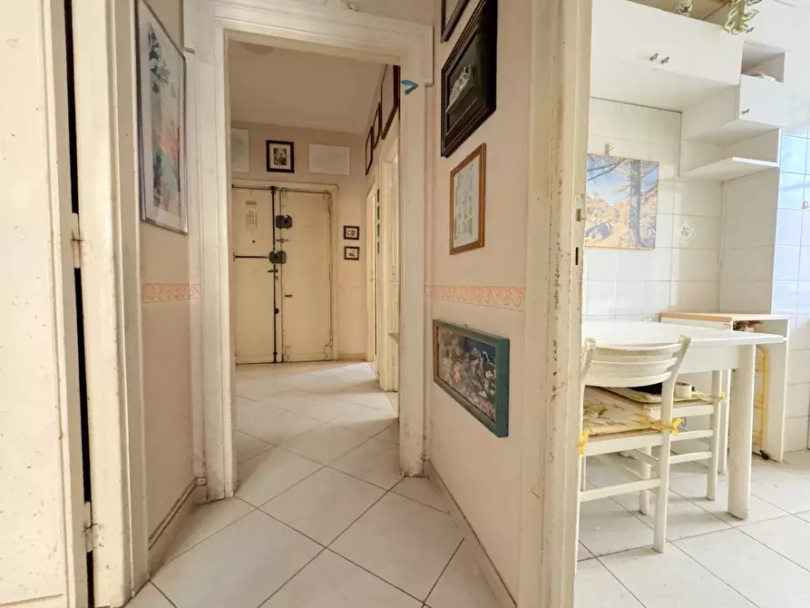 Immagine 29 di Appartamento in vendita  in Via Gallia 10 a Roma