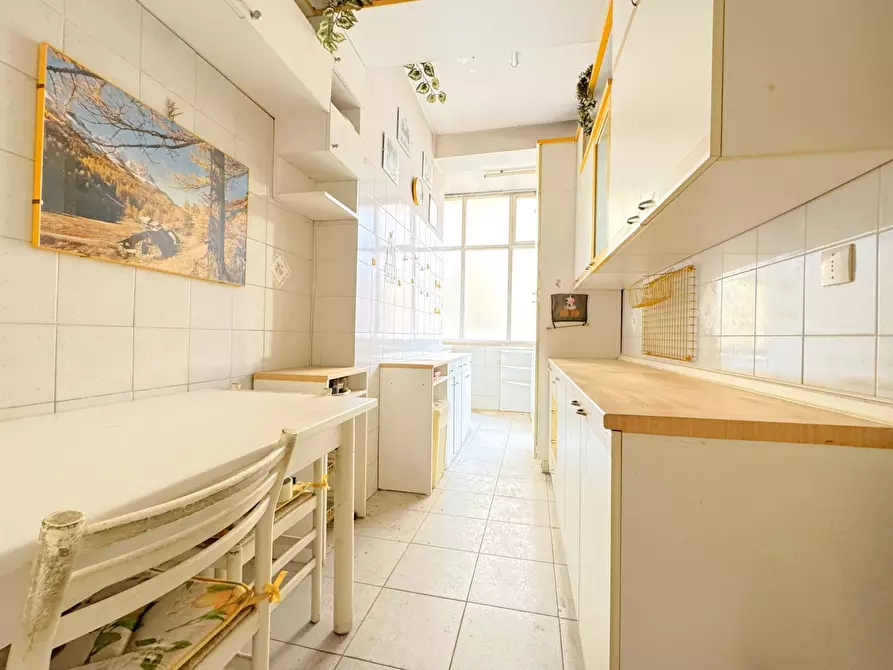 Immagine 32 di Appartamento in vendita  in Via Gallia 10 a Roma