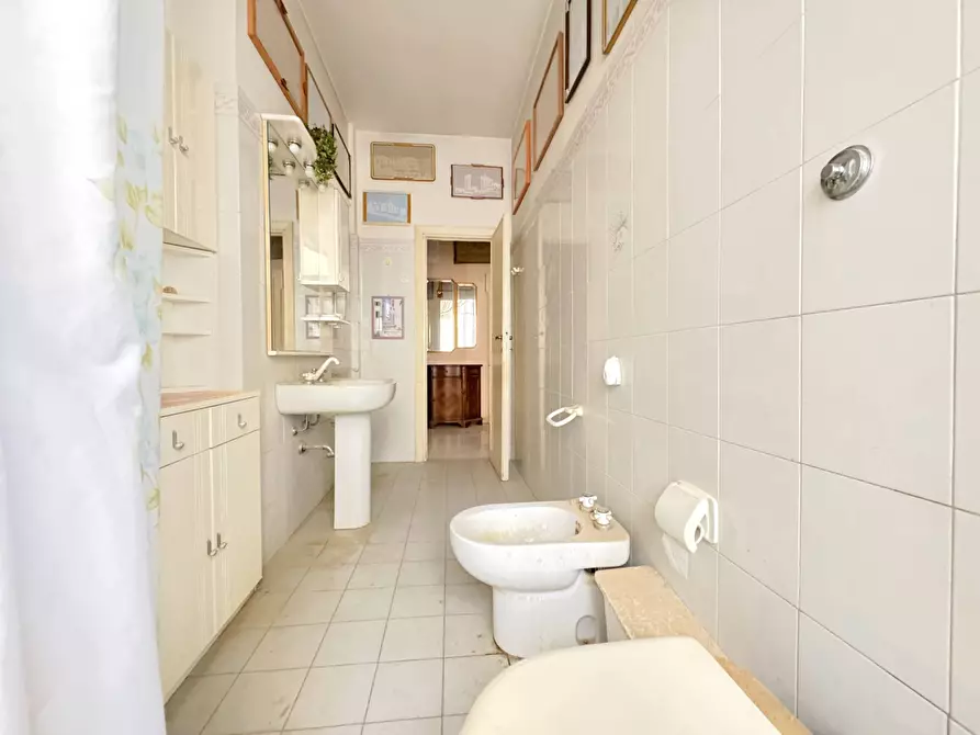 Immagine 38 di Appartamento in vendita  in Via Gallia 10 a Roma