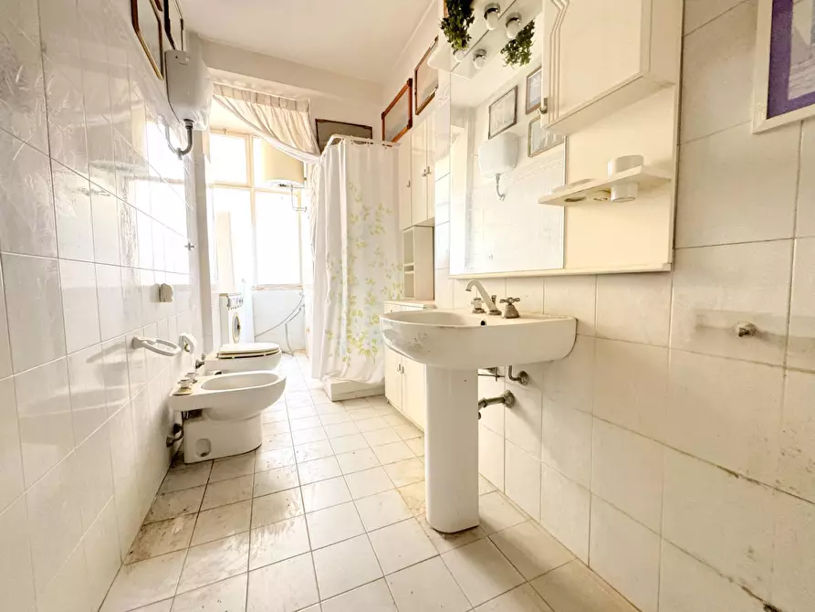 Immagine 40 di Appartamento in vendita  in Via Gallia 10 a Roma