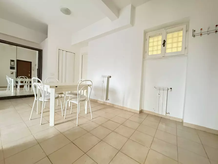 Immagine 10 di Appartamento in vendita  in Via Montefalco a Roma