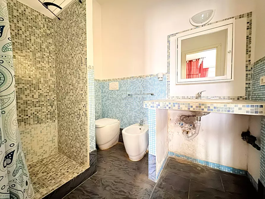 Immagine 15 di Appartamento in vendita  in Via Montefalco a Roma