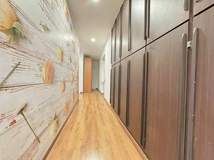 Immagine 22 di Appartamento in vendita  in Via Michele Amari a Roma