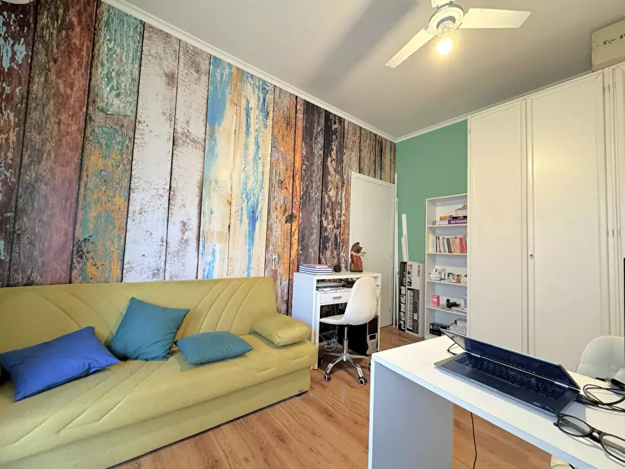 Immagine 28 di Appartamento in vendita  in Via Michele Amari a Roma