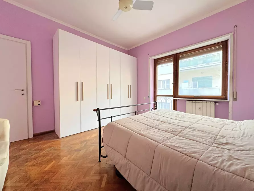 Immagine 36 di Appartamento in vendita  in Via Michele Amari a Roma