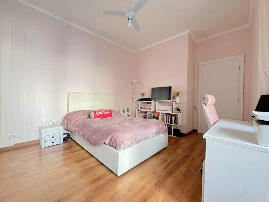 Immagine 42 di Appartamento in vendita  in Via Michele Amari a Roma