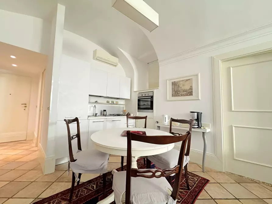 Immagine 6 di Appartamento in vendita  in Via Giuseppe La Farina a Roma