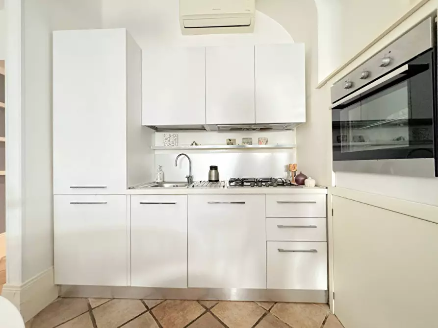 Immagine 7 di Appartamento in vendita  in Via Giuseppe La Farina a Roma