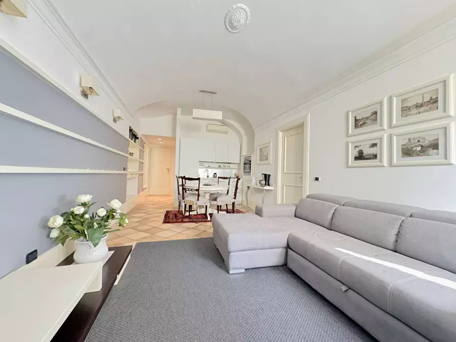 Immagine 13 di Appartamento in vendita  in Via Giuseppe La Farina a Roma