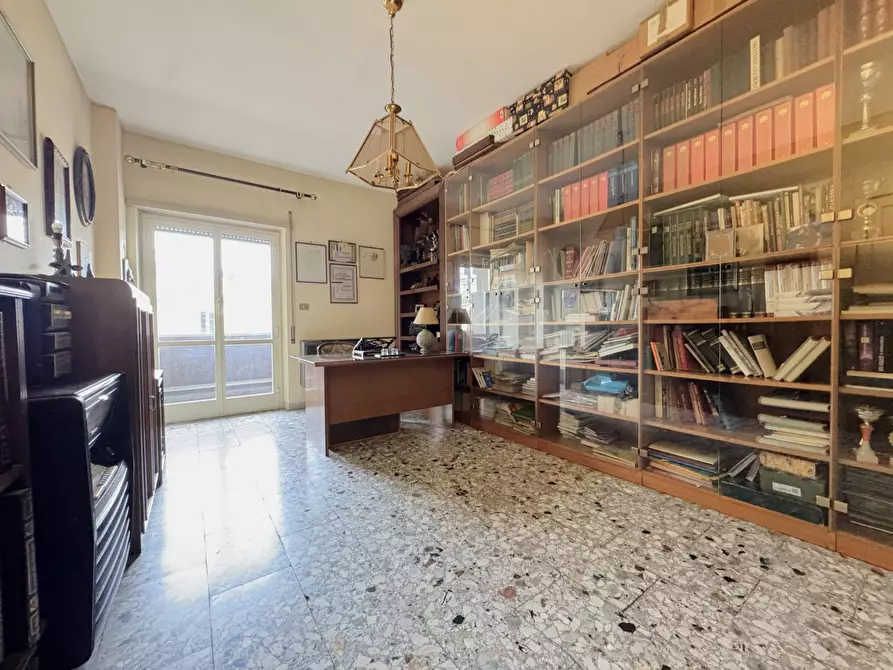 Immagine 16 di Appartamento in vendita  in via Santa Croce in Gerusalemme a Roma