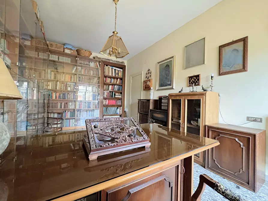 Immagine 18 di Appartamento in vendita  in via Santa Croce in Gerusalemme a Roma