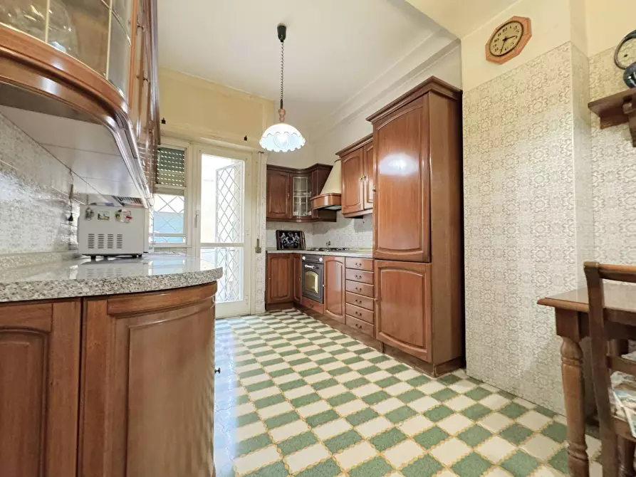 Immagine 30 di Appartamento in vendita  in via Santa Croce in Gerusalemme a Roma