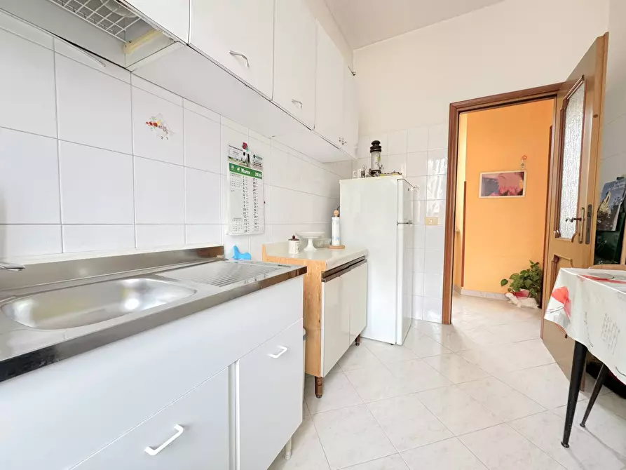 Immagine 33 di Casa indipendente in vendita  in Via villani a Roma