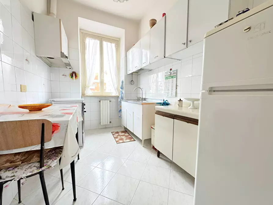 Immagine 34 di Casa indipendente in vendita  in Via villani a Roma