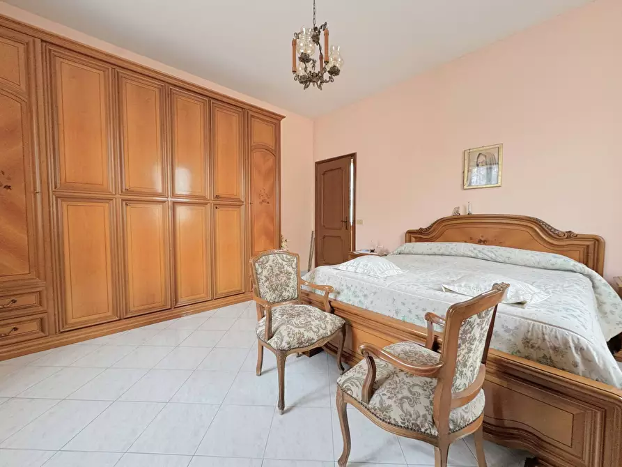 Immagine 36 di Casa indipendente in vendita  in Via villani a Roma