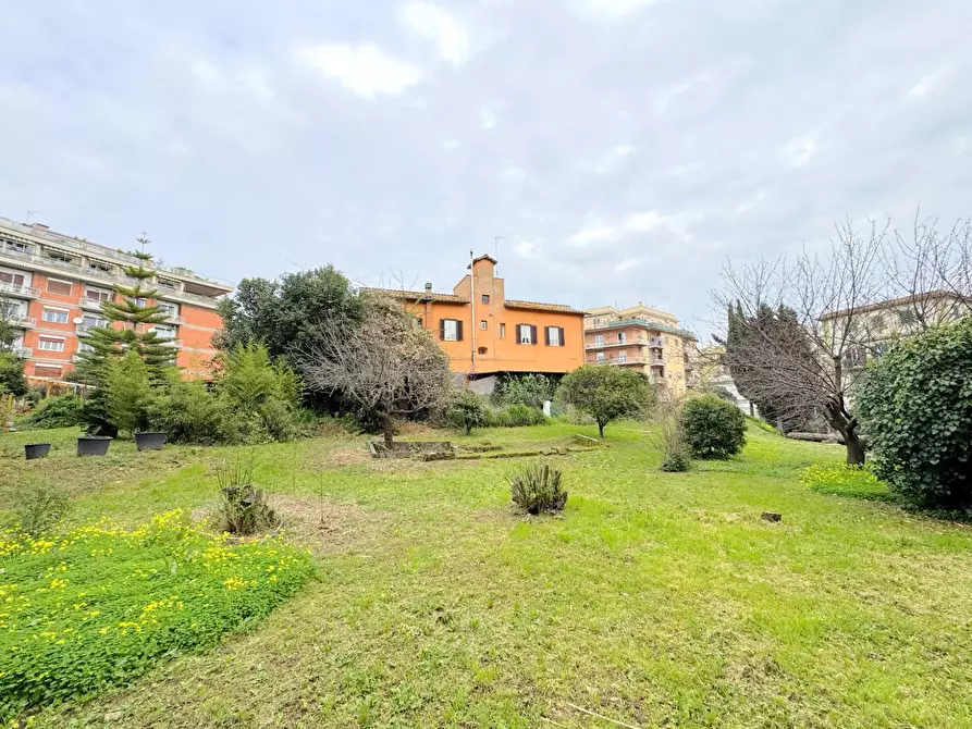 Immagine 47 di Casa indipendente in vendita  in Via villani a Roma
