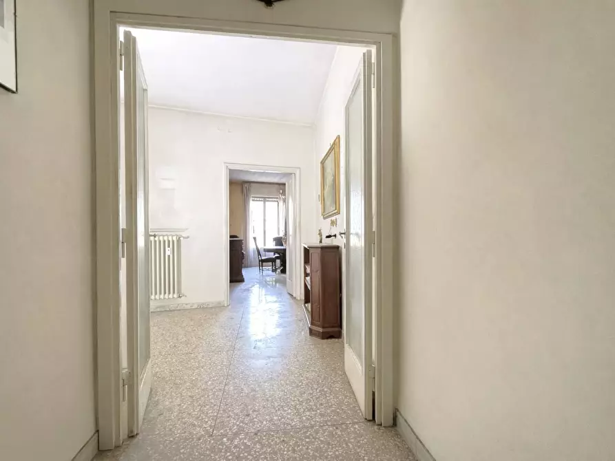 Immagine 5 di Appartamento in vendita  in VIA BITINIA a Roma