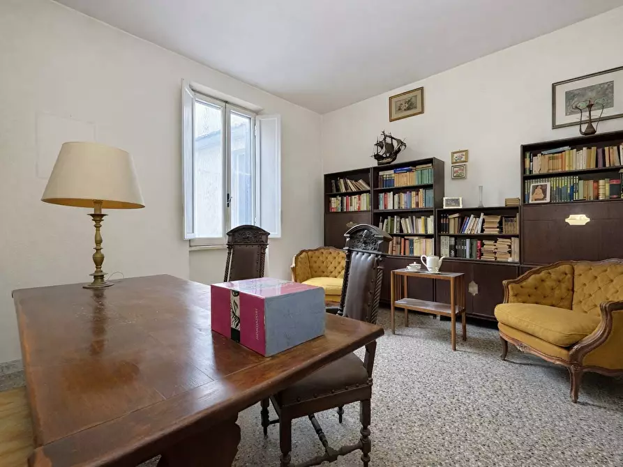 Immagine 6 di Appartamento in vendita  in VIA BITINIA a Roma