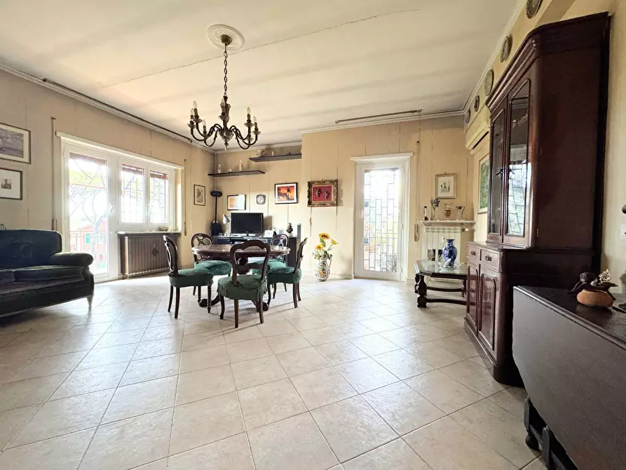 Immagine 11 di Appartamento in vendita  in Via Di San Tarcisio a Roma