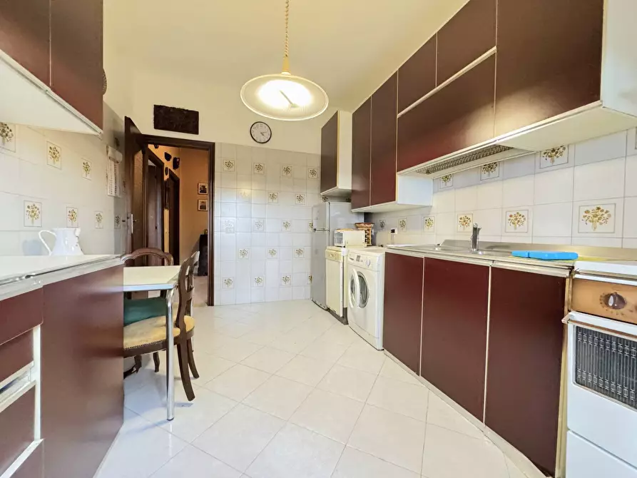 Immagine 15 di Appartamento in vendita  in Via Di San Tarcisio a Roma