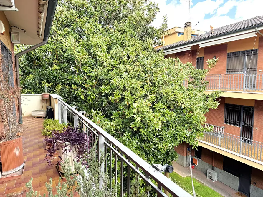 Immagine 18 di Appartamento in vendita  in Via Di San Tarcisio a Roma