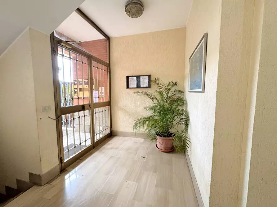 Immagine 40 di Appartamento in vendita  in Via Di San Tarcisio a Roma