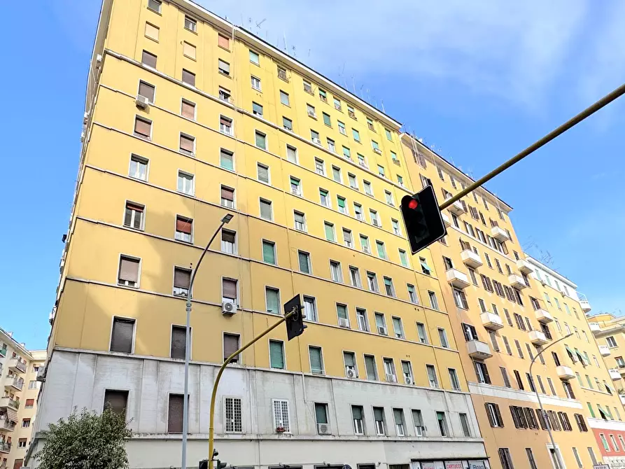 Immagine 3 di Appartamento in vendita  in Acaia a Roma