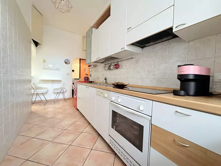 Immagine 7 di Appartamento in vendita  in Acaia a Roma