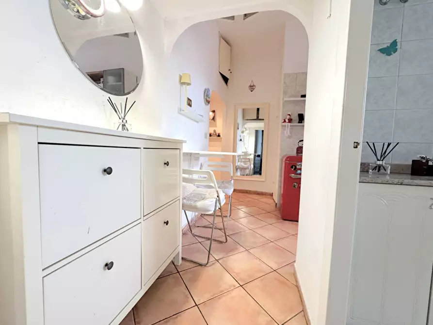 Immagine 11 di Appartamento in vendita  in Acaia a Roma