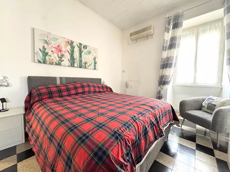 Immagine 12 di Appartamento in vendita  in Acaia a Roma