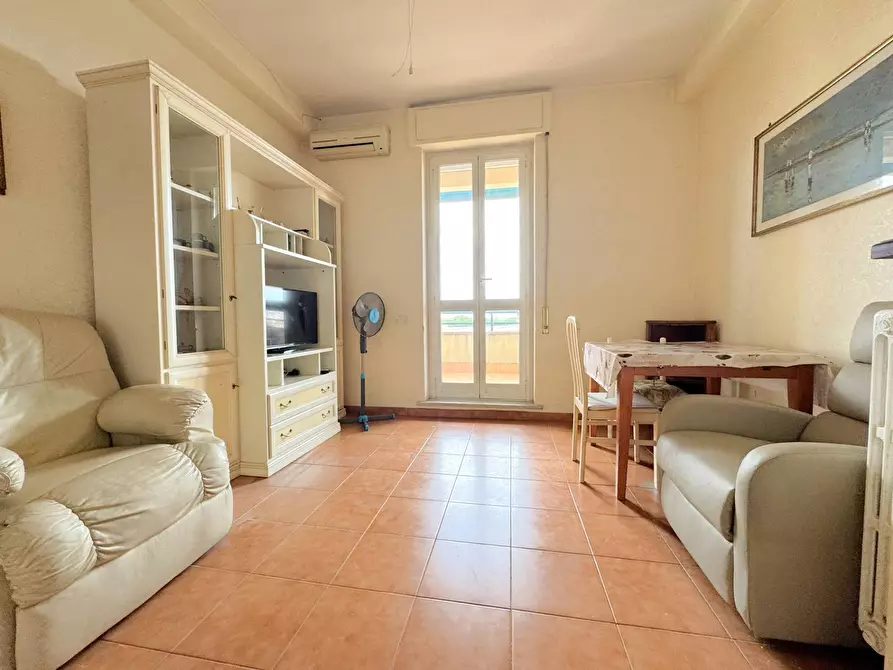 Immagine 6 di Attico in vendita  in Via Amulio a Roma