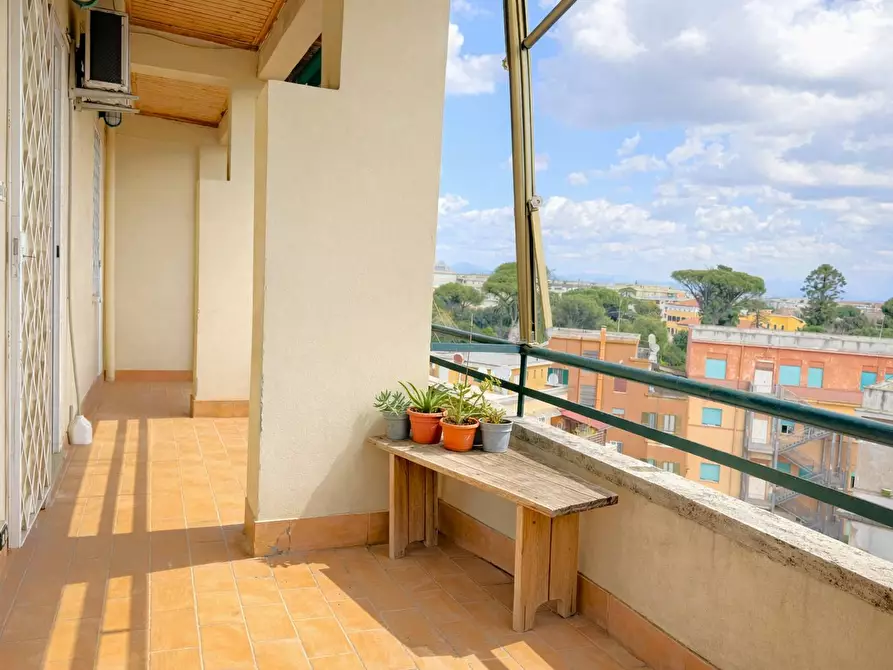 Immagine 20 di Attico in vendita  in Via Amulio a Roma