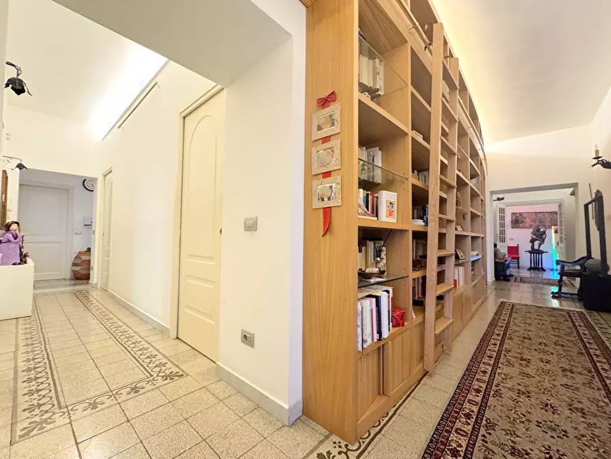 Immagine 15 di Appartamento in vendita  in via umberto biancamano a Roma