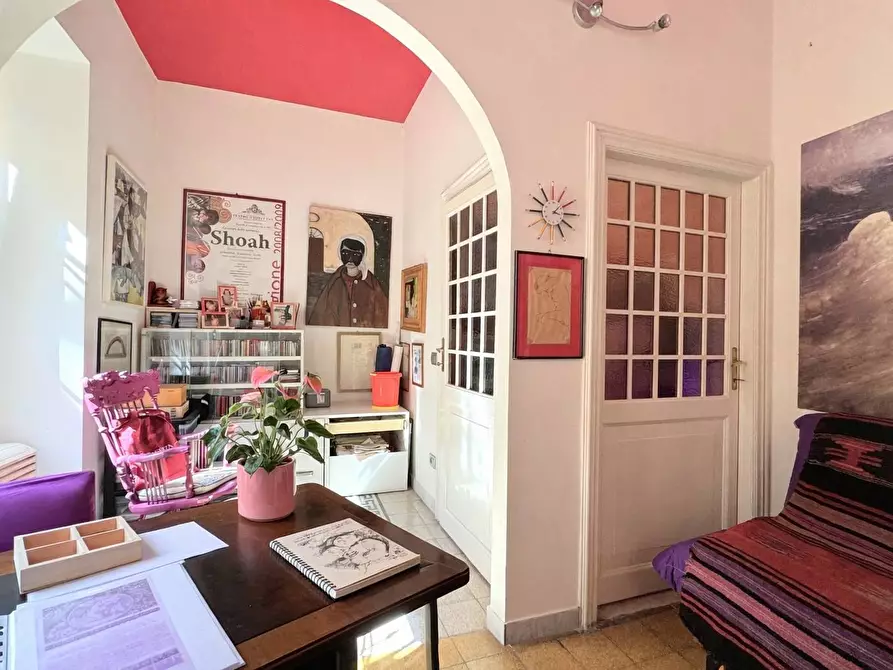 Immagine 40 di Appartamento in vendita  in via umberto biancamano a Roma