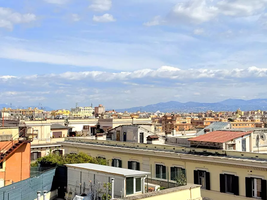Immagine 47 di Appartamento in vendita  in via umberto biancamano a Roma