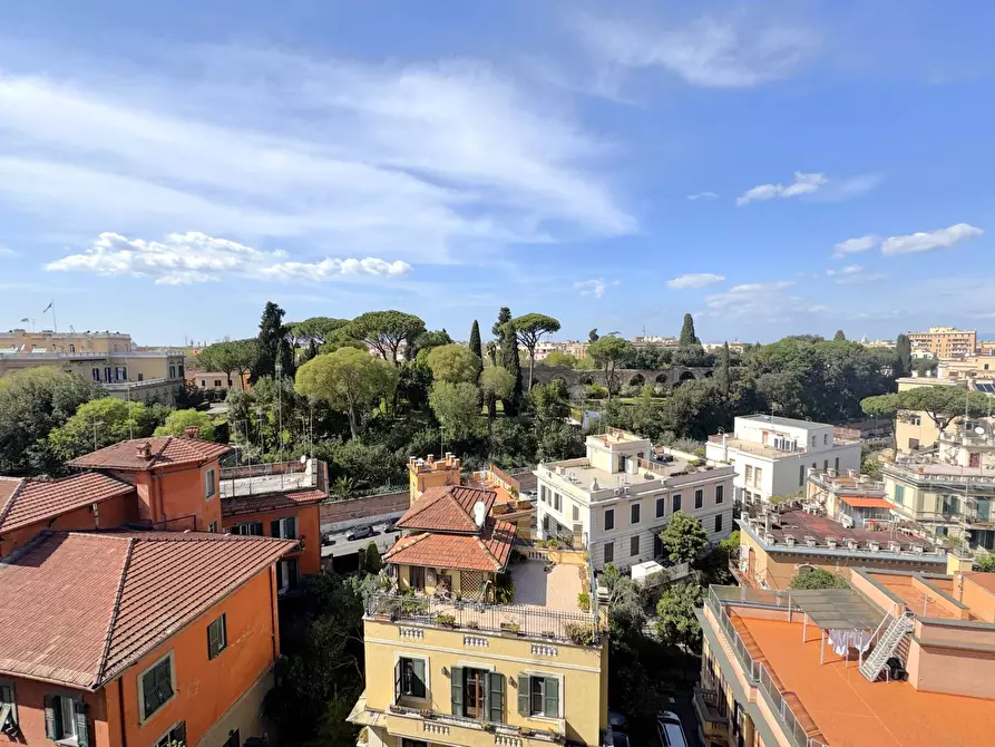 Immagine 49 di Appartamento in vendita  in via umberto biancamano a Roma